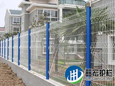 桃型柱护栏网18